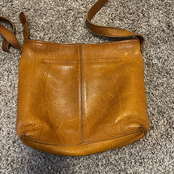 Genuine leather Duluth Trading Co. purse! - Picture 2 of 5